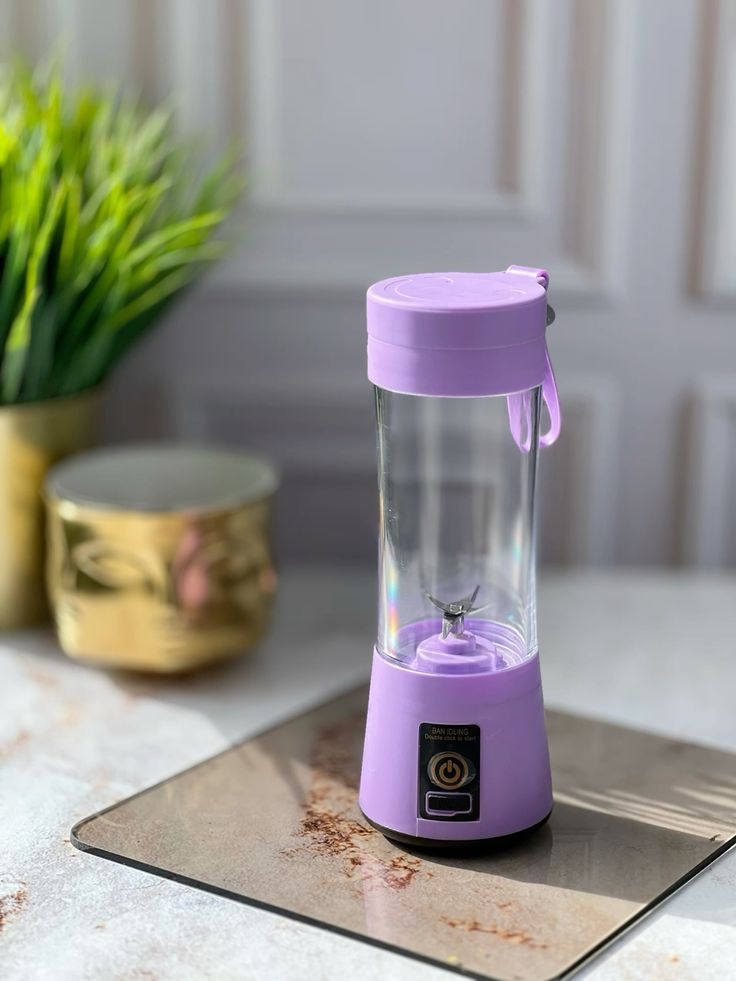 PORTABLE USB JUICER